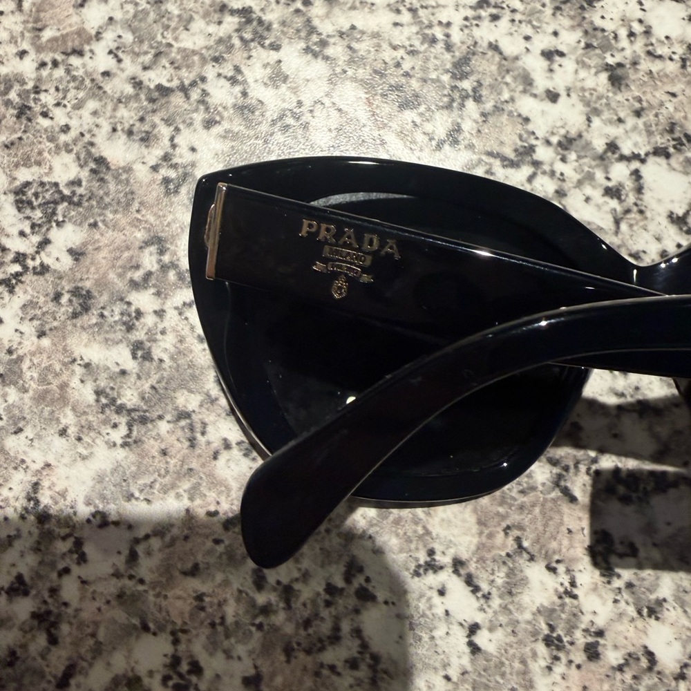 Prada Women's Black Sunglasses - Picture 4 of 5